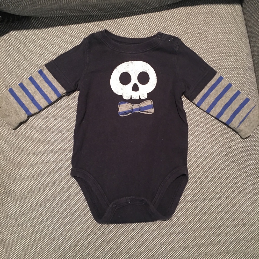 Super Cute Skeleton/Skull Bowtie Onesie